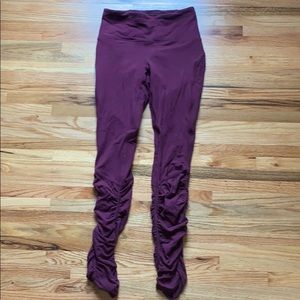 LULUlemon 7/8 yoga pants!
